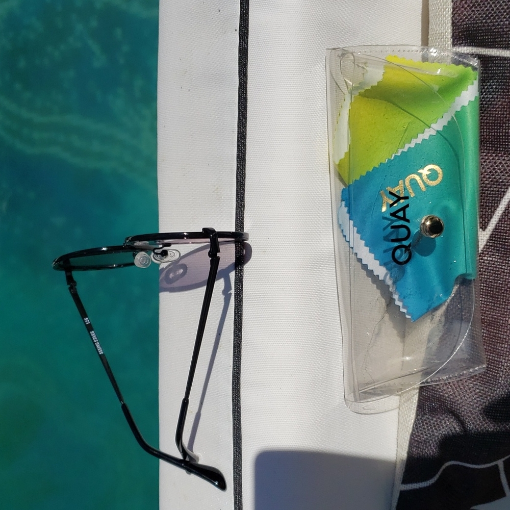 QUAY SUNGLASSES. BRAND NEW. - Picture 4 of 4